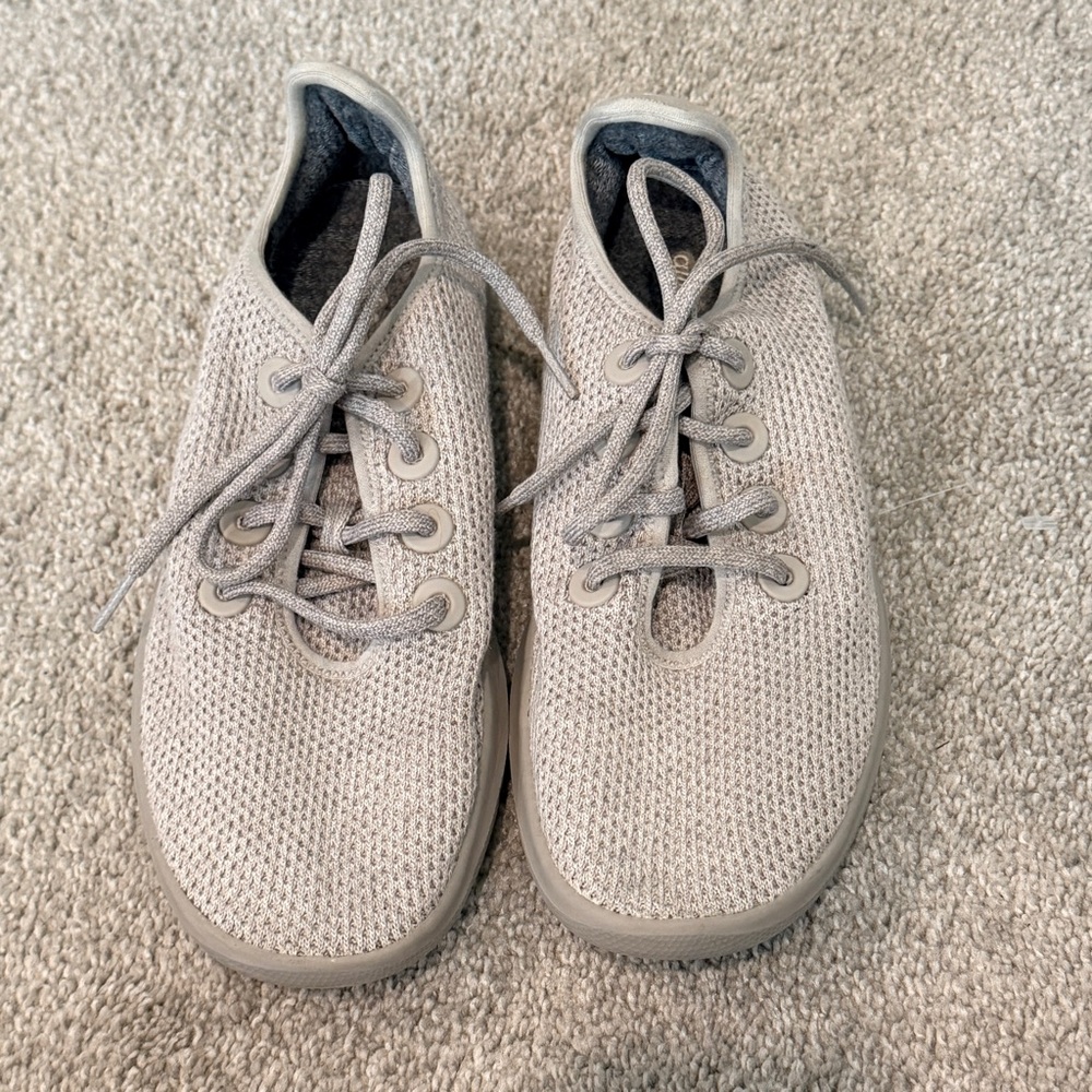 Allbirds Women’s Tree Runners Gray Running Shoes Sneakers Size 9 Wool Natural